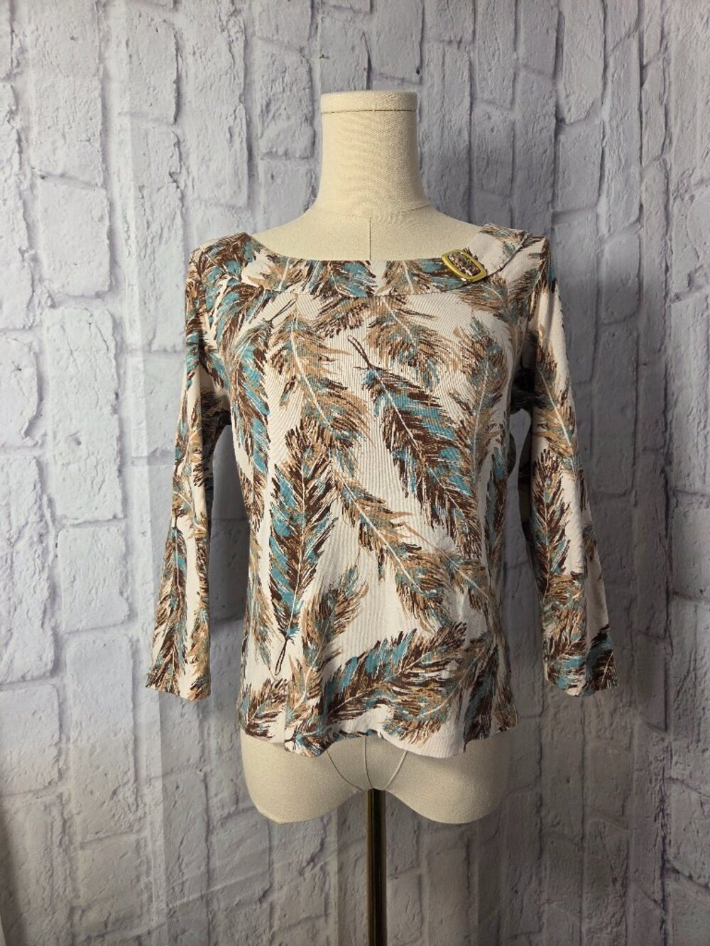 Rafaella Medium Teal Feather Print Boat Neck 3/4 Sleeve 100% Cotton Blouse